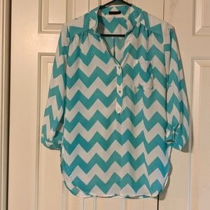 New teal Chevron blouse size small